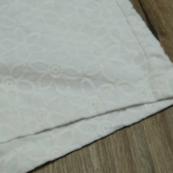 Elle shorts - Picture 2 of 5